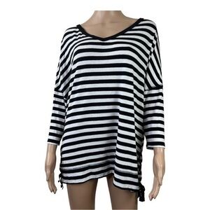 Sunday Women top blouse Striped Black white Sz L